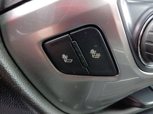 Used 2018 Chevrolet Silverado 1500 LT w/ All Star Edition AWD/4WD image 25