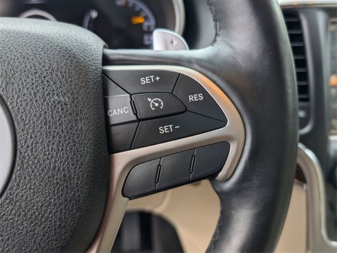 Used 2015 Jeep Grand Cherokee Limited image 20