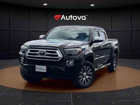 Used 2023 Toyota Tacoma Limited AWD/4WD image 1