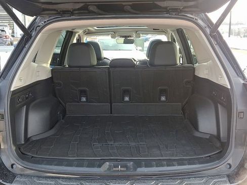 Used 2020 Subaru Forester Limited image 28