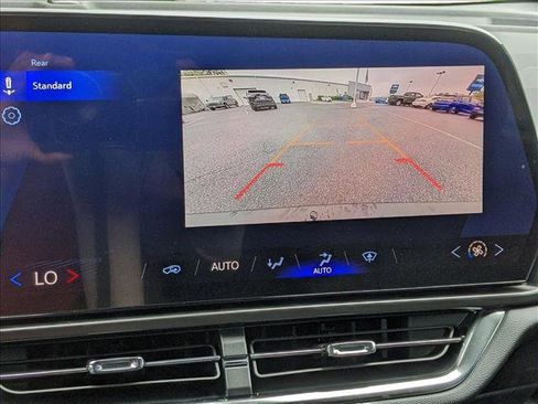 New 2025 Chevrolet Equinox EV LT image 12