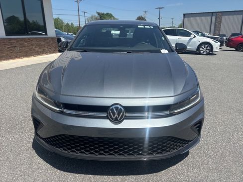 Used 2025 Volkswagen Jetta Sport image 10