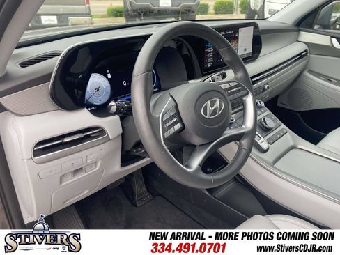 Used 2024 Hyundai Palisade SEL w/ Premium Package FWD image 22