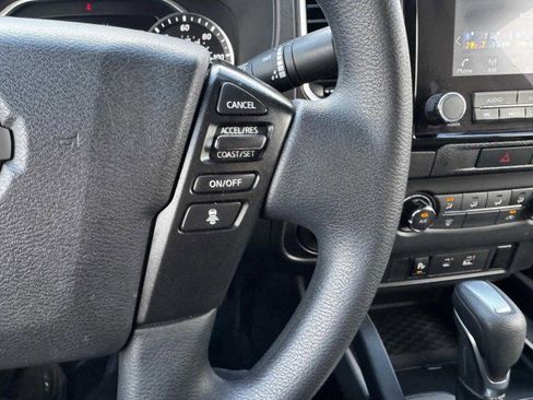 Used 2023 Nissan Frontier SV w/ Technology Package image 26