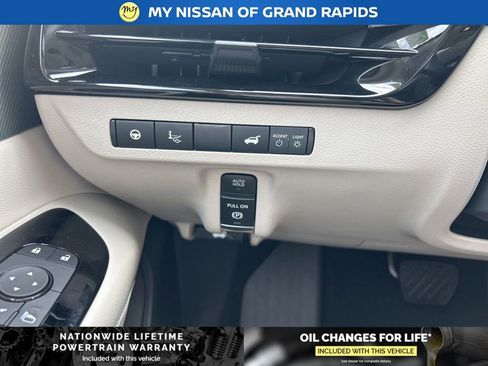 New 2026 Nissan Murano Platinum w/ Cargo Package AWD/4WD image 14