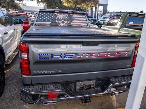 Used 2021 Chevrolet Silverado 1500 LT image 7
