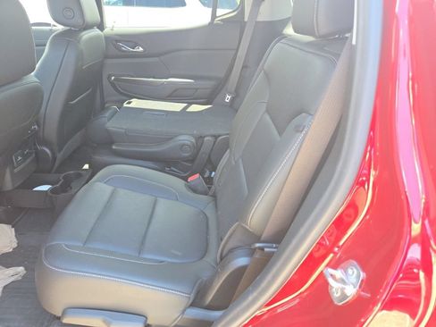 Used 2021 GMC Acadia SLT w/ Elevation Edition AWD/4WD image 10