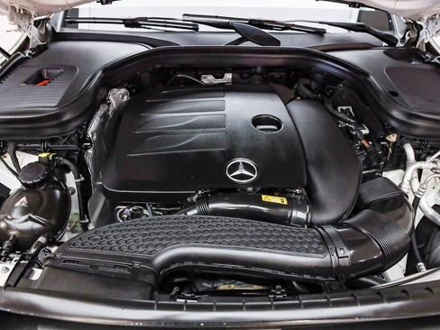 Used 2022 Mercedes-Benz GLC 300 image 27