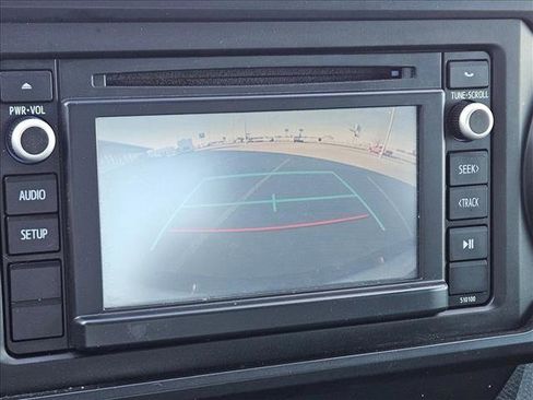 Used 2016 Toyota Tacoma SR image 15