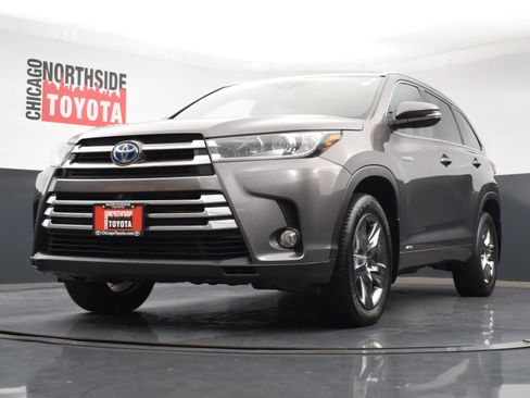 Used 2017 Toyota Highlander Limited Platinum image 44