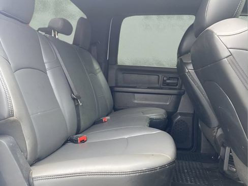 Used 2024 RAM 5500 Tradesman w/ Chrome Appearance Group AWD/4WD image 38