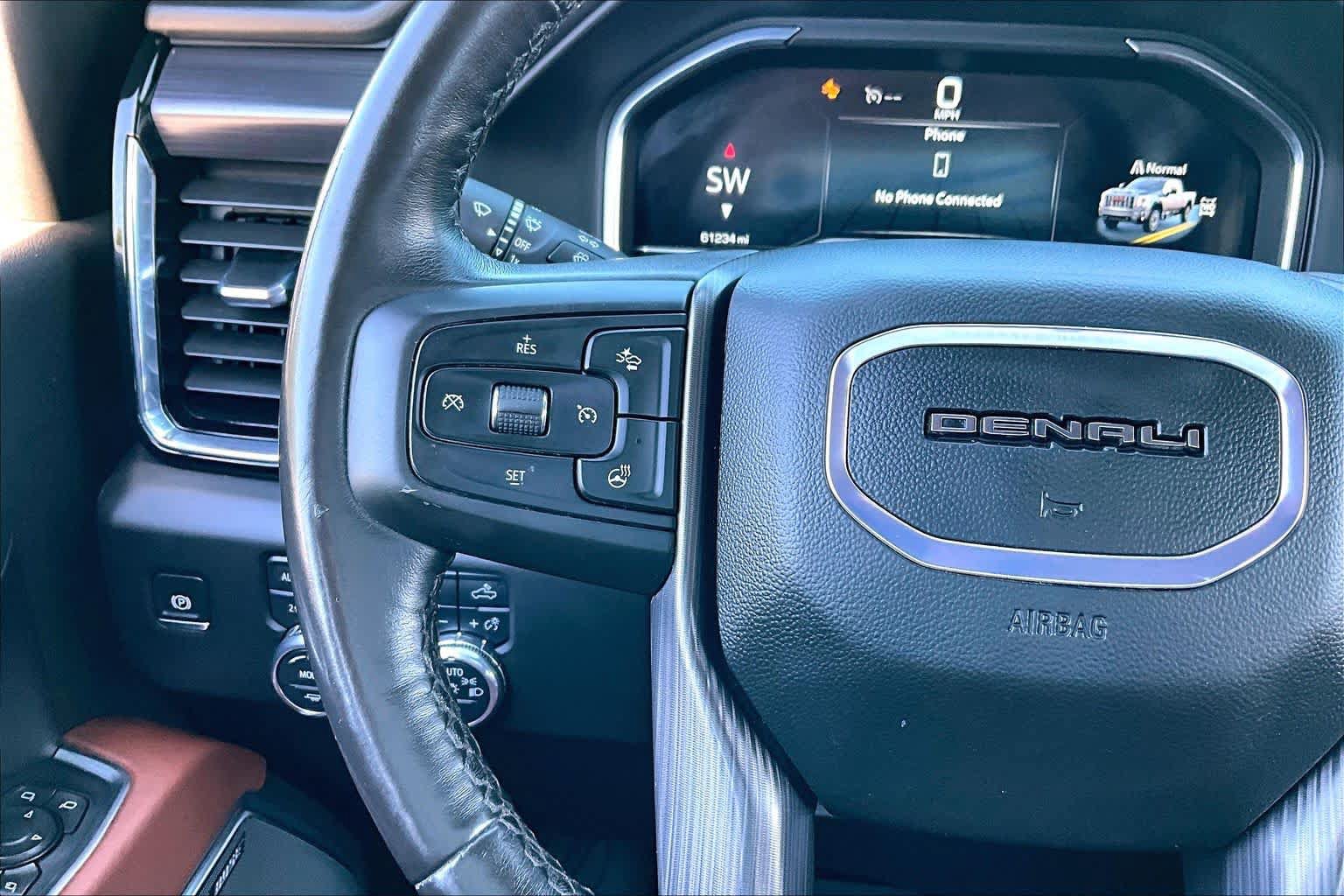 Used 2025 GMC Sierra 2500 Denali Ultimate AWD/4WD image 24
