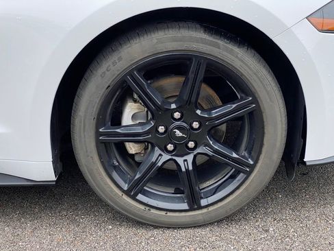 Used 2018 Ford Mustang Coupe w/ Equipment Group 101A image 32