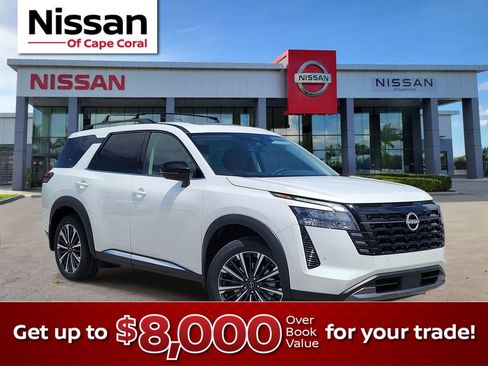 New 2026 Nissan Pathfinder Platinum w/ Cargo Package FWD image 1