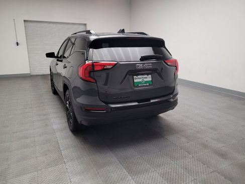 Used 2020 GMC Terrain SLT w/ Preferred Package image 6