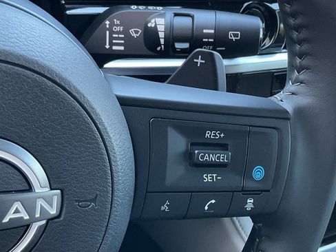 New 2025 Nissan Pathfinder SV image 24