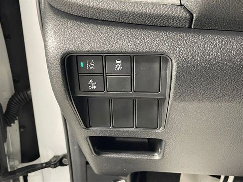 Certified 2020 Honda CR-V LX image 14