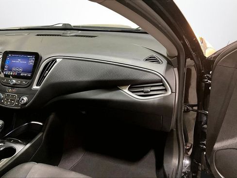 Used 2023 Chevrolet Malibu LT image 25