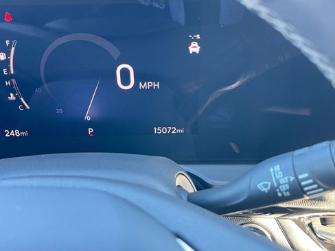 Used 2025 Buick Envista Sport Touring image 39