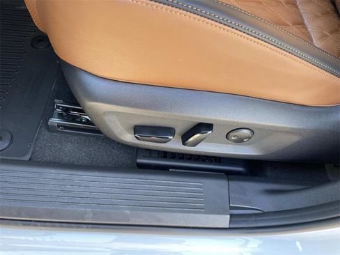 New 2026 Nissan Rogue Platinum image 23