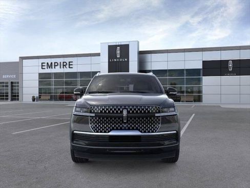 New 2026 Lincoln Navigator L Reserve AWD/4WD image 6