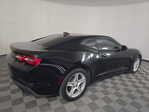 Used 2019 Chevrolet Camaro LT image 2
