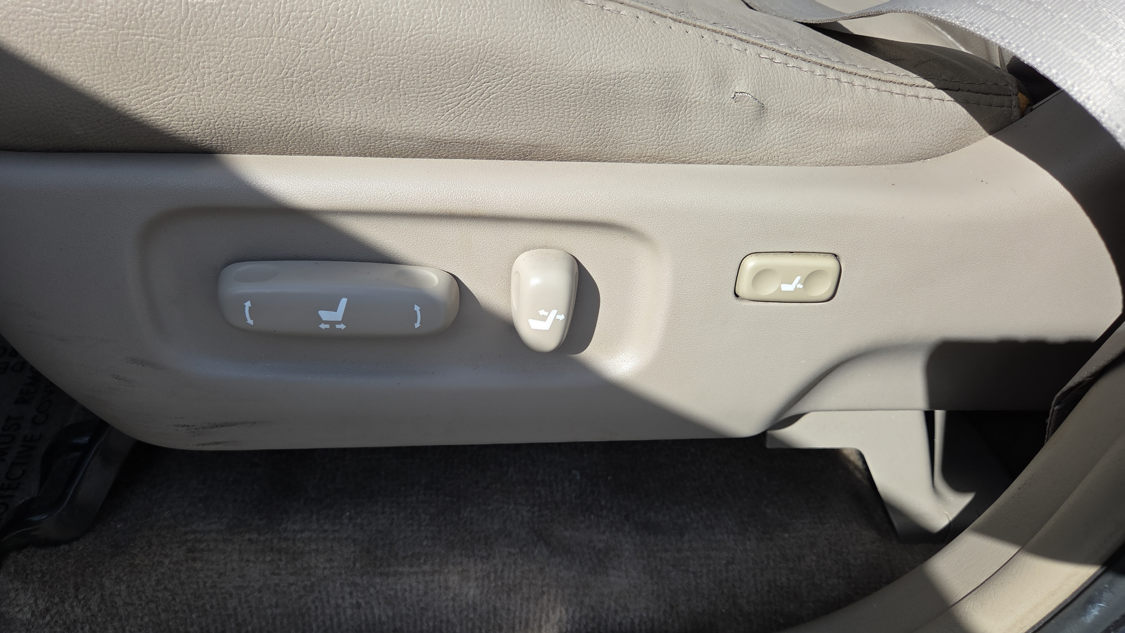 Used 2005 Toyota Tundra Limited AWD/4WD image 10