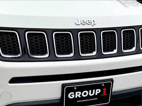 Used 2020 Jeep Compass Limited AWD/4WD image 29