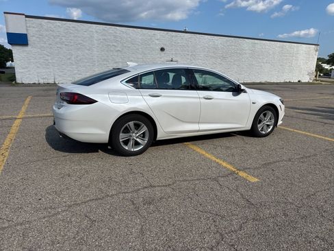 Used 2019 Buick Regal Preferred w/ Sights and Sounds Package FWD image 19