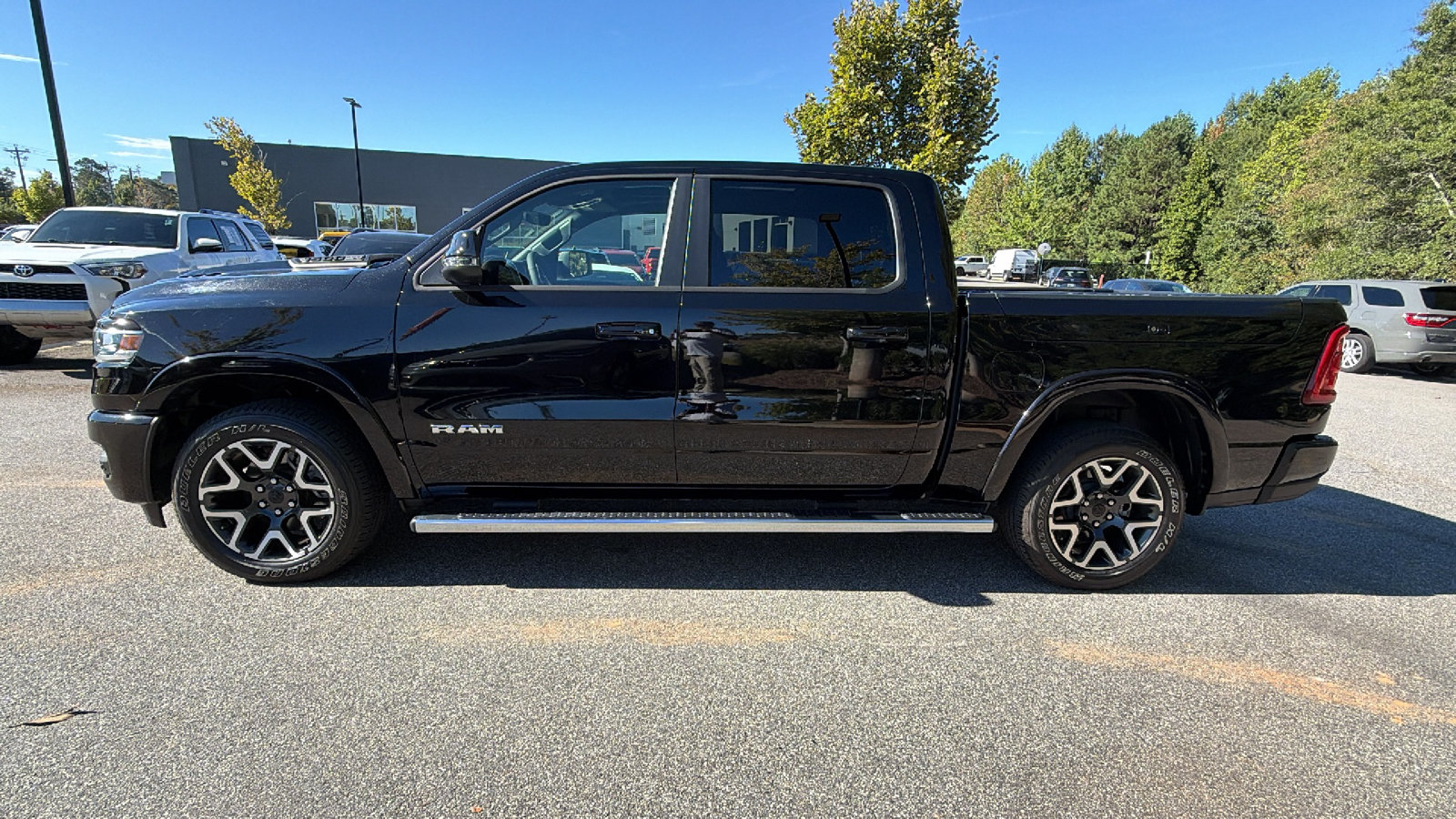 Used 2025 RAM 1500 Laramie w/ Sport Appearance Package AWD/4WD image 11
