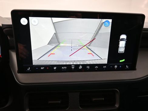 New 2025 Ford Maverick XLT w/ XLT Luxury Package image 18