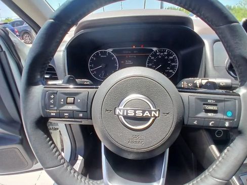Used 2023 Nissan Rogue SL FWD image 26
