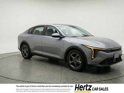 Used 2025 Kia K4 FWD image 1