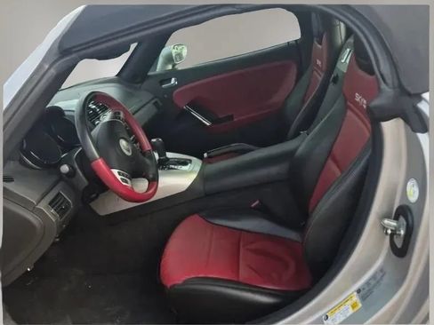 Used 2009 Saturn Sky Red Line RWD image 18