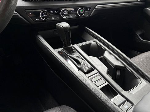 Certified 2025 Honda Accord SE image 25