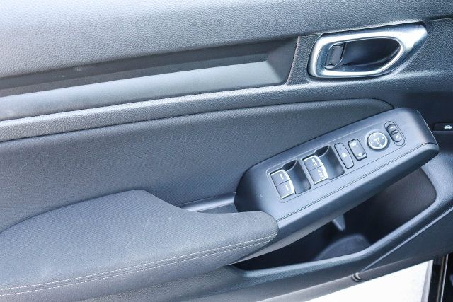 Used 2025 Honda Civic Sport image 21