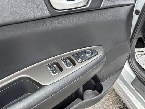 Used 2019 Kia Optima LX FWD image 22