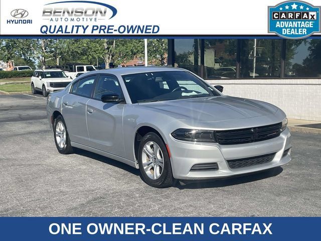 Used 2023 Dodge Charger SXT RWD image 1