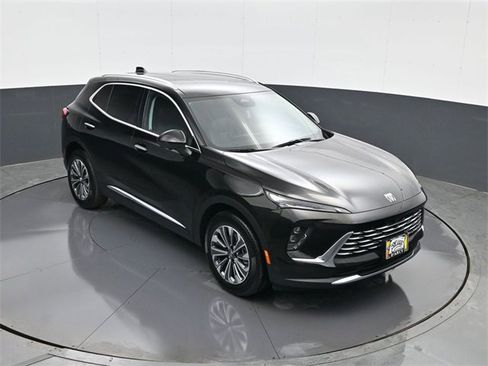 Used 2025 Buick Envision Preferred image 16