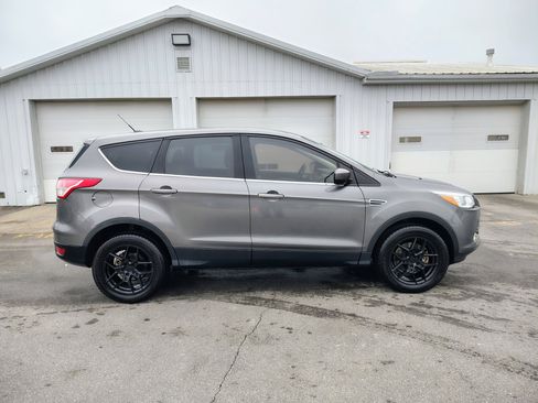 Used 2014 Ford Escape SE image 5