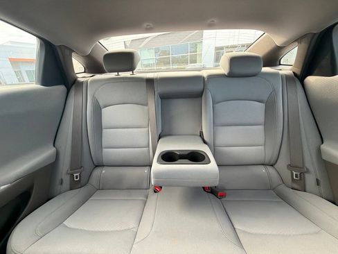 Used 2024 Chevrolet Malibu LT FWD image 14