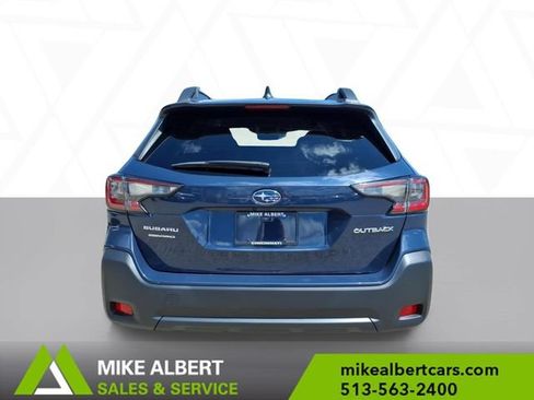 Used 2024 Subaru Outback Premium AWD/4WD image 6
