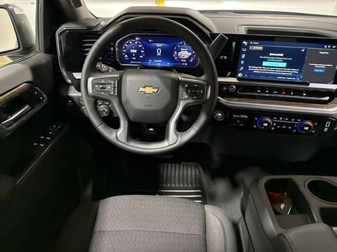 New 2026 Chevrolet Silverado 1500 LT AWD/4WD image 11