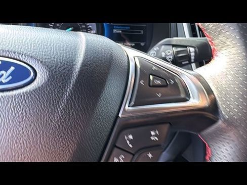 Certified 2024 Ford Edge ST-Line AWD/4WD image 23