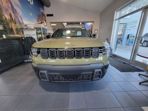 New 2026 Jeep Cherokee Limited image 3