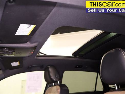 Used 2022 Volkswagen Atlas Cross Sport SE image 23