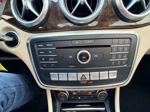 Used 2018 Mercedes-Benz CLA 250 image 20