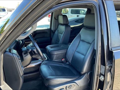 Used 2019 Chevrolet Silverado 1500 RST image 27