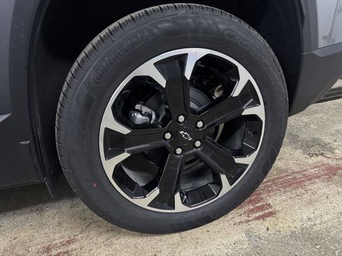 New 2026 Chevrolet Equinox LT w/ Convenience Package II image 12