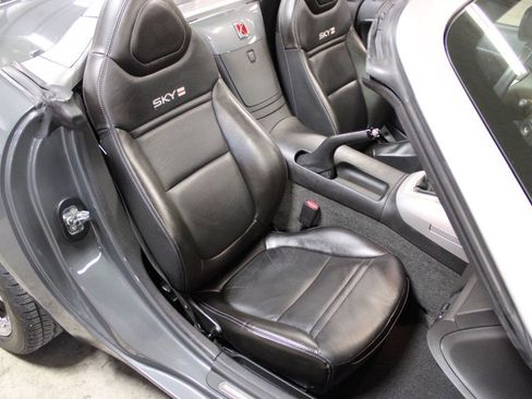 Used 2009 Saturn Sky Red Line RWD image 37
